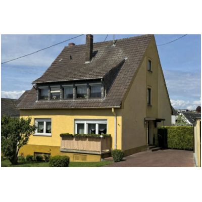 Demnächst: Zweifamilienhaus mit Balkon,Garten und Garage in zentraler Wohnlage von Vallendar 